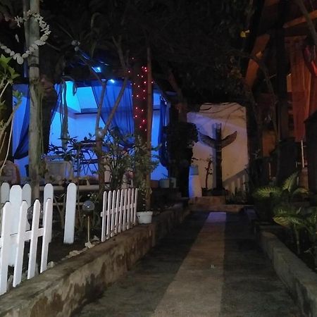 مبيت وإفطار غيلي تراوانغان Salon De Nomad Gili T. المظهر الخارجي الصورة