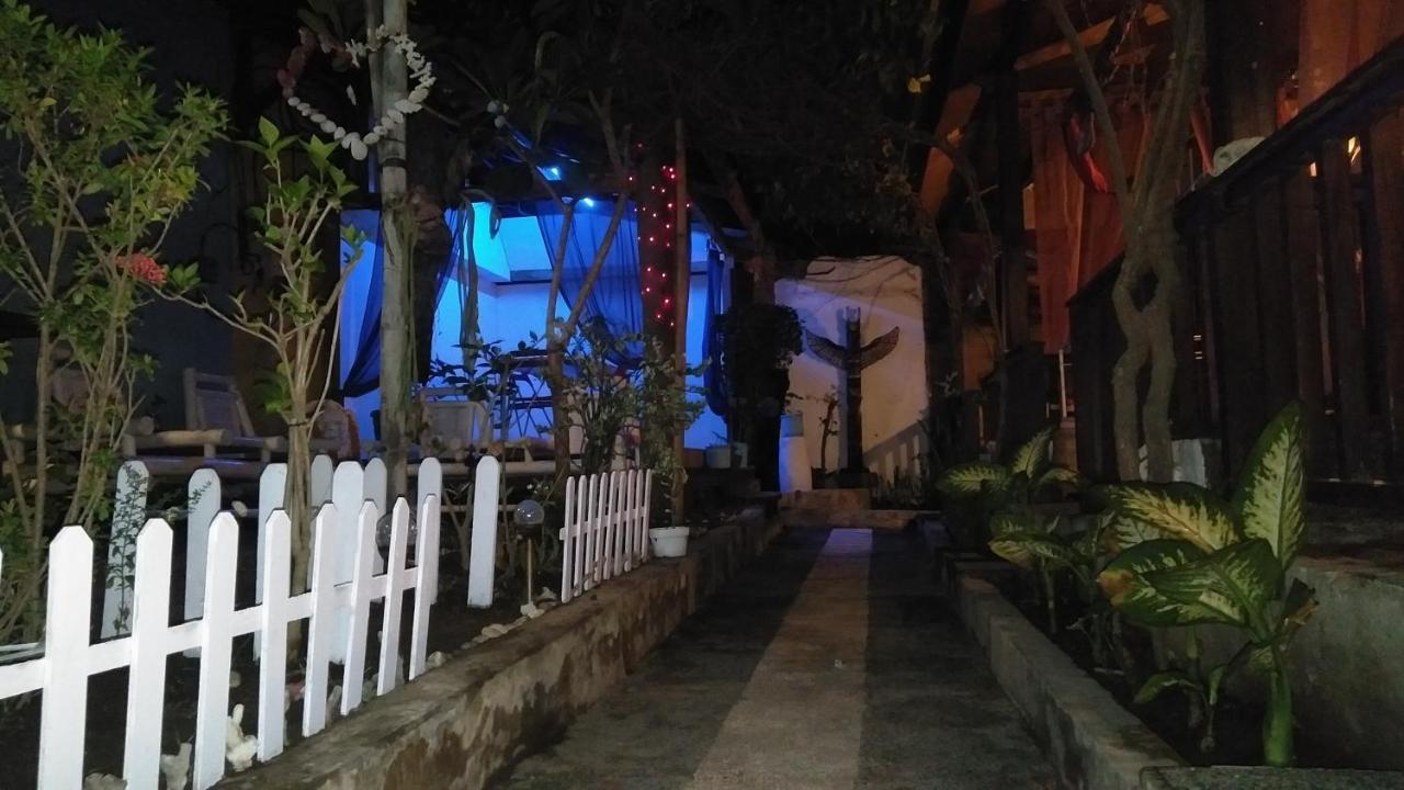 مبيت وإفطار غيلي تراوانغان Salon De Nomad Gili T. المظهر الخارجي الصورة
