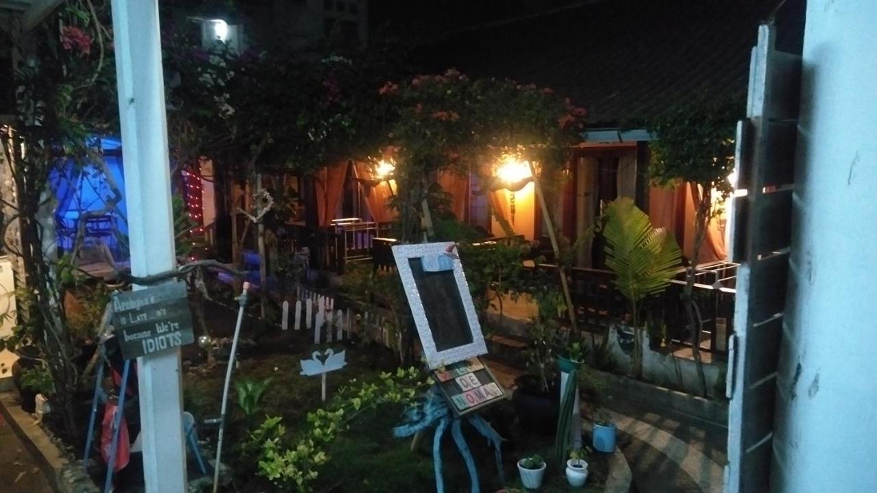 مبيت وإفطار غيلي تراوانغان Salon De Nomad Gili T. المظهر الخارجي الصورة